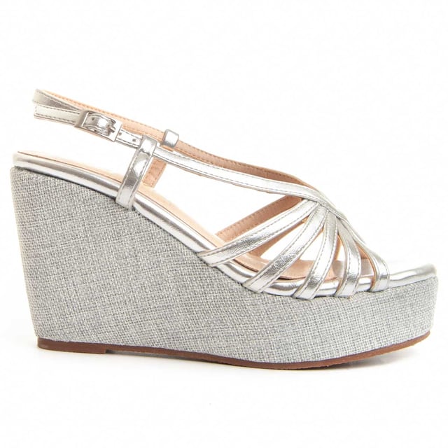 Damen-Espadrilles-Wedgesandale. Gepolsterte Innensohle aus Naturleder. Bequeme Passform. Rutschfeste Sohle. Verstärkte Nähte. Hergestellt von anderen Marken für unsere Marke. Ungefähr Maße: 12 cm Keil und 3 cm Plattform.