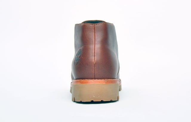 Ces bottes Timberland Heritage Chukka de 1973 constituent une excellente option pour l&#39;homme moderne, avec une tige en cuir souple de qualité supérieure avec des détails de couture complexes pour un look de designer ultime.
