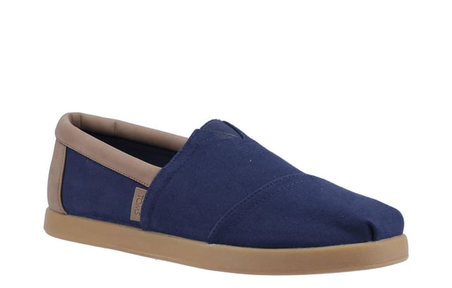 The Toms Alpargata Forward Shoes offer a fresh, modern take on the classic Alpargata, featuring an updated design for enhanced comfort and style. With a relaxed fit, padded ankle collar, and Ortholite sockliner, these shoes provide all-day support and comfort for every step. The rubber cupsole and textile uppers combine to give these shoes the durability of a sneaker with the effortless style of a slip-on, making them a versatile choice for any modern man.
 - Textile uppers 
 - Elastic gore for easy fit
 - Padded ankle collar
 - Ortholite sockliner 
 - Canvas / twill lining and footbed 
 - Removable ortholite insole 
 - Rubber cupsole
 - Toms branding