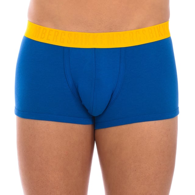 Bikkembergs brand boxers.
 Elastic rubber waistband, with the brand's name embroidered.
 Comfortable and breathable fabric.
 Anatomical front, with the ability to hold without squeezing.
 Seams seen in tone.
 Composition: 95% Cotton, 5% Elastane
 Care:
Wash at maximum temperature 30º.
 -Do not use bleach.
 -Do not dry clean.
 -Allows the use of an iron.