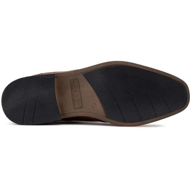 Zapatos Derby para hombre con el logotipo de Bugatti en color tostado, fabricados en piel y suela de PVC. Incluyen: marca en el lateral, plantilla acolchada, lengüeta con la marca y parte superior de piel.