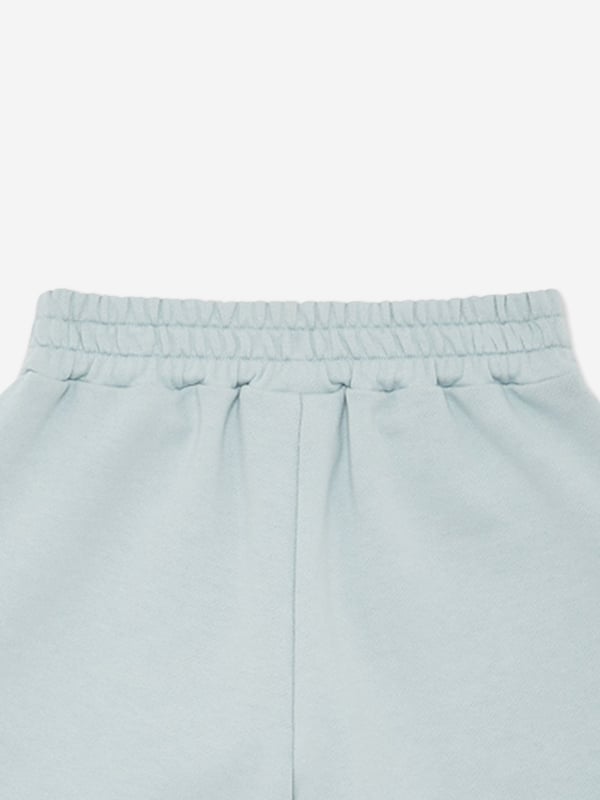 Fendi incorporate passion and energy into their meticulously crafted designs. These girls shorts are reflective of the Italian label's high attention to detail. Showcasing a Baguette on the front for utilitarian nostalgia. She will be obsessed.  Made in Italy 100% Cotton Lining: 100% Cotton