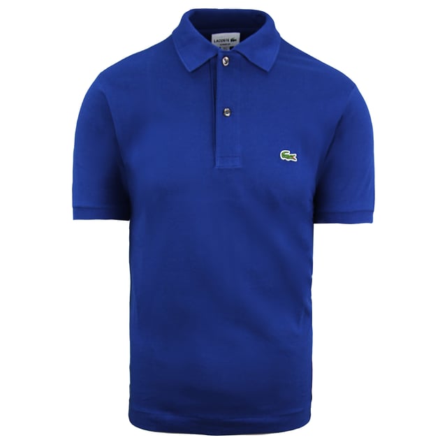 A signature design from the Lacoste wardrobe, this L.12.12 Polo Shirt in cotton petit piqué combines comfort and elegance. A chic, timeless essential, ideal for any occasion. This polo shirt is designed for a relaxed fit. If you are between two sizes, we recommend the smaller size.