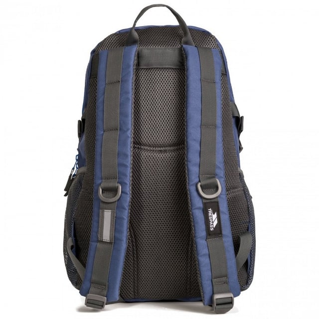 Justerbar ryggsäck på 30 liter. Multifunktionell. 3 sektioner med dragkedja. Invändiga fickor. Invändig nyckelring. 600D polyester.
