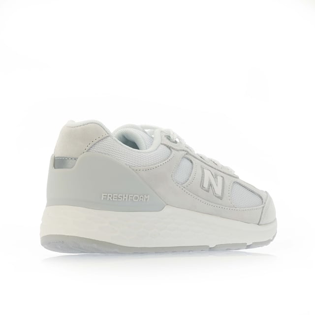New balance outlet wide walking shoes