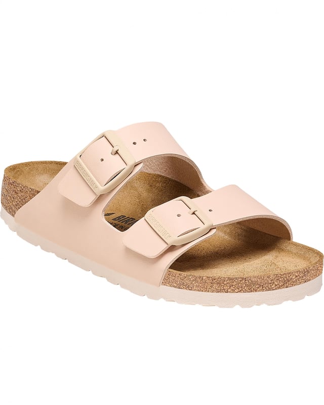 The BIRKENSTOCK Arizona is a genuine classic that has been delighting both men and women for decades. This simple sandal with two straps stands for timeless design and has long held cult status thanks to its comfort factor. The upper is made from the skin-friendly, hard-wearing synthetic material Birko-Flor®.

Anatomically shaped cork-latex footbed
Upper: Birko-Flor®
Footbed lining: suede
Sole: EVA
Details: two straps, each with an individually adjustable metal pin buckle

 
 