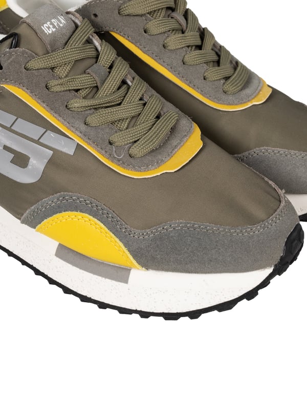 Atados con cordones, estos zapatos proporcionan un ajuste perfecto y estabilidad, permitiéndote disfrutar de la comodidad todo el día, ya sea que estés en el trabajo, en una reunión con amigos o paseando por la ciudad.

La punta redonda da a los zapatos un aspecto clásico y versátil, que combina perfectamente tanto con un atuendo elegante como casual, destacando tu estilo único.

En la lengüeta y en los laterales, el nombre de la marca añade un carácter único a los zapatos, resaltando su originalidad y alta calidad, lo que sin duda atraerá la atención y el reconocimiento de los demás.

La suela con logo no solo demuestra la autenticidad del producto, sino que también proporciona una excelente adherencia y durabilidad, haciendo que los zapatos sean ideales para usar durante mucho tiempo.

Hechos de cuero natural de alta calidad y tela, estos zapatos no solo ofrecen una apariencia elegante, sino también confort excepcional y durabilidad, asegurando que te servirán por muchas temporadas.

Empacados en una caja de la marca, estos zapatos son la elección perfecta para un regalo a un ser querido o como un lujoso añadido a tu propia colección de calzado, garantizando satisfacción desde el primer momento.