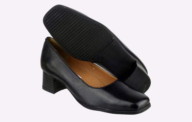 A time-honoured lovable classic with genuine leather uppers and dynamic square toe. Walford is a conventional womens slip-on court shoe with medium block heel for added height.
  - Leather upper and soft leather lining. - Full leather footbed and deeply padded instep. - Durable and flexible synthetic outer sole. - Flattering 40mm heel for extra height.
