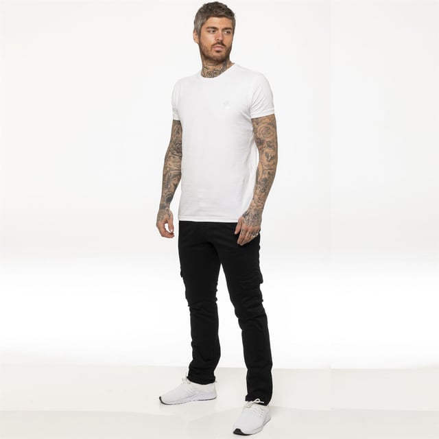 These EZ410 Enzo Mens Combat Chinos features 2 front pockets, 2 back pockets, 2 Velcro side pockets and a zip fly fastening. Crafted from 98% Cotton and 2% Lycra, these Slim Fit Chinos are available in Regular leg (32”) only