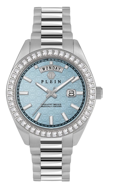 This Philipp Plein Date Superlative Gent Analogue Watch for Men is the perfect timepiece to wear or to gift. It's Silver 42 mm Round case combined with the comfortable Silver Stainless steel watch band will ensure you enjoy this stunning timepiece without any compromise. Operated by a high quality Quartz movement and water resistant to 5 bars, your watch will keep ticking. Philipp Plein interprets the Date Superlative line for its masculine customers. Conveying greatness and strength, this timepiece is second to none. This Analogue watch has a calendar function: Day-Date , Luminous Hands and Luminous Numbers High quality 21 cm length and 19 mm width Silver Stainless steel strap with a Deployment clasp Case diameter: 42 mm,case thickness: 10 mm, case colour: Silver and dial colour: Blue