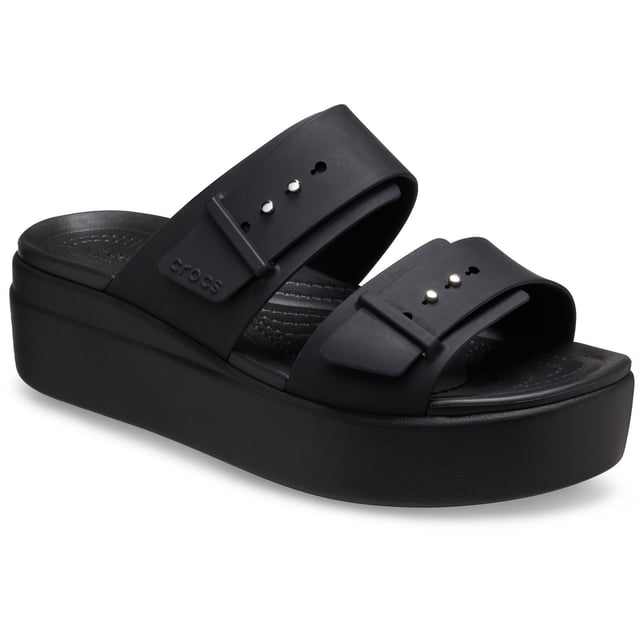 Die Crocs Brooklyn Low Damensandalen zeichnen sich durch eine schlanke Silhouette mit zwei Riemen und zwei Verstellmöglichkeiten aus. Die revolutionären LiteRide-Schaumstoffsohlen sorgen für ganztägigen Komfort.