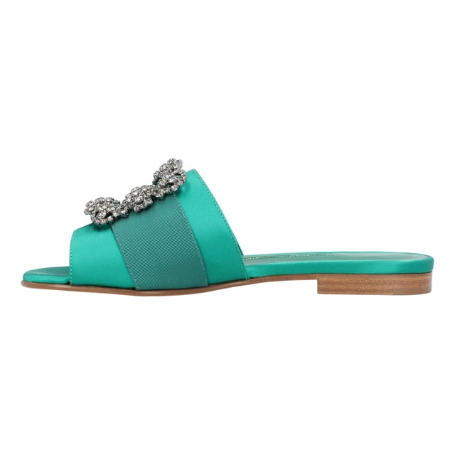 Exterior Material
Canvas, Satin

 Hardware
Silver Tone

 Lining Material
Leather

 Insole Material
Leather

 Sole Material
Leather

 Origin
Italy