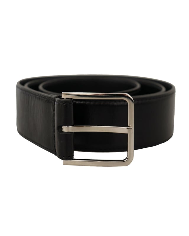 Black Calf Leather Logo Engraved Metal Buckle Belt
  Made in Italy
  100% Authentic
  Size: 85 cm
  Color: Black
  Width: 4 cm
  Suitable for men
Leather
