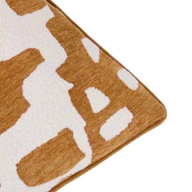 The Caval cushion combines boucle and chenille in a striking contrast jacquard design. Inspired by early twentieth-century art movements, it captures a modernist aesthetic with bold colours and textured boucle, creating a standout piece for any space. The cushion is complete with a plain velvet reverse and a piped edge, adding a touch of sophistication and refinement. Available in a range of contemporary tones, it is bold and stylish addition to your home. Size: 50 cm x 50 cm