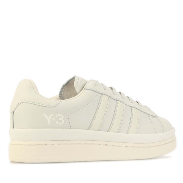 Mens Y-3 Hicho Trainers in natural.- Heavy tumbled leather upper.- Lace closure.- Three stripes to the lateral side-walls and the iconic Y3 branding.- Synthetic midsole.- Leather lining.- Rubber platform outsole.- Ref: GZ9148