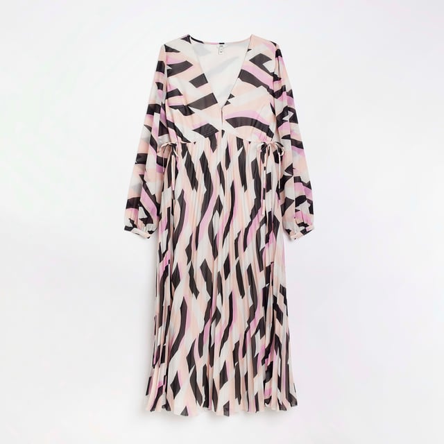 Printed fabric, Pleated detail, Ruched detail, V-neck, Long sleeves, Maxi length, Our model wears a UK 8 and is 175cm/5'9'' tall