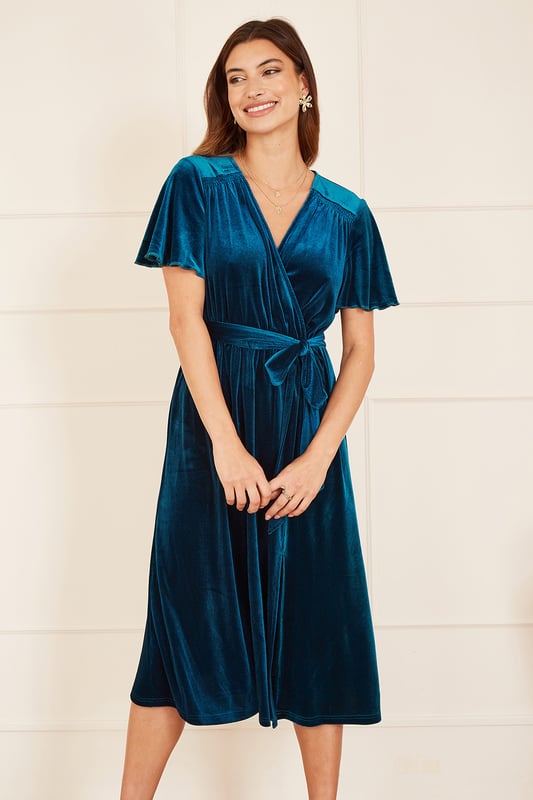Yumi clearance velvet dress