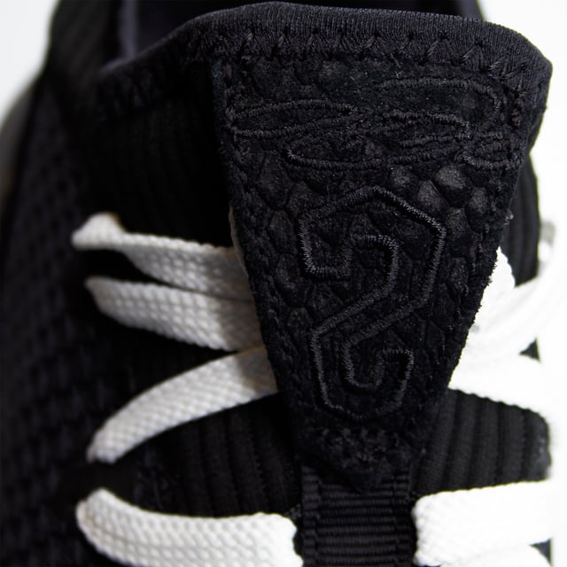 Nike XVI LOW EP Lebron James Volt - Herren