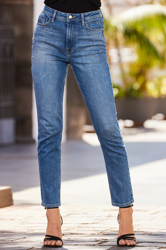 REASONS TO BUY:

Give your denim a glow-up
Classic slim leg cut and blue wash
Sparkling embellished detail
Made from soft denim with a slight stretch
They're made for your nice tops
Let them stand out with a plain white tee

Inside leg to fit: Short 29" | Regular 31" | Long 33"