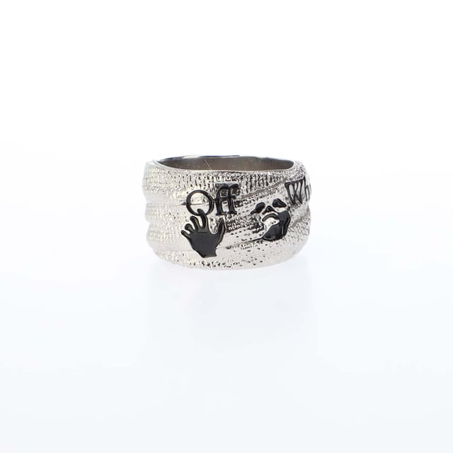 Off White Swimming Logo Ring in silver - black.- Silver-tone ring featuring signature swimming man and Off-White branding.- Presented in branded gift box.- 100% Brass.- Ref: OMOC0420017210