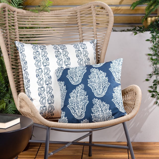 A splendidly designed outdoor cushion which is adorned with delicately printed flowers and fronds in a sublime paisley print, on a bold coloured background. The reverse boasts the same design but in inverted colours, so you have a choice of two styles to employ. All printed on durable UV and water resistant Polyester fabric, to create a stylish addition to your outdoor space for those long, hot sunny days in the garden.