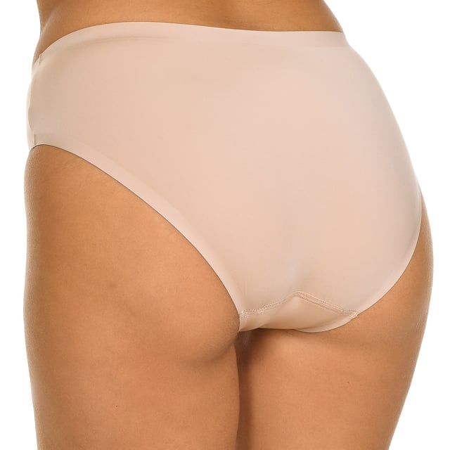 Seamless panty DIM.
 Marbled effect.
 Elastic and breathable fabric.
 Matching interior lining.
 Composition: 85% Polyamide, 15% Elastane
 Care:
- Wash at max temperature. 40º.
 - Do not use bleach.
 - Do not use dryer.
 - Do not iron.
 - Do not dry clean.