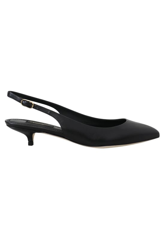 Preciosos Zapatos De Tacon Destalonados De Cuero Preciosos zapatos nuevos con etiquetas 100% autenticos de Dolce & Gabbana..
Modelo: Zapatos de tacon destalonados.
Color: Negro.
Cierre de hebilla.
Suela inferior de cuero.
Detalles del logotipo.
Fabricado en Italia.
Material: 100% cuero.