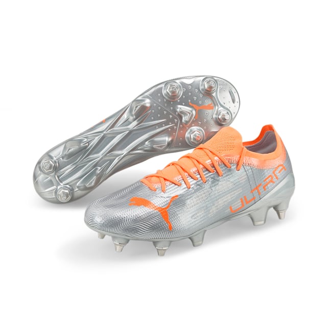 "Muestre su velocidad incatible con botas de fútbol Puma Ultra 1.4 MXSG, con nuevos cutOouts en la parte superior de Ultracut para una sensación aún más liviana.
Más ligero y más rápido que nunca, las botas de fútbol Puma Ultra 1.4 MXSG combinan Matryxevo adaptativo. Tecnología con una Casa de velocidad de microfibra para proporcionar soporte de múltiples capas durante los movimientos rápidos.
Los hilos reactivos de Matryxevo se firman para impulsarlo hacia adelante, mientras que la CAPA de velocidad lo mantiene estable cuando cambia de dirección al ritmo, es una solución completa.
El soporte adicional también permite que el peso se guarde en la mitad del pie, con las ventanas recortadas actualizadas aligerando la carga para aún más velocidad. Para Touch, el popular recubrimiento de GripControl Pro en la parte superior regresa para darle el comando total de la pelota.
En otro lugar, el sistema de collar y cordones simplificado aseguran un ajuste cómodo y seguro, mientras que la suela exterior SpeedUnit de SpeedUnit inspirada en Sprint, inspirada en Sprint, ofrece una aceleración extrema. "