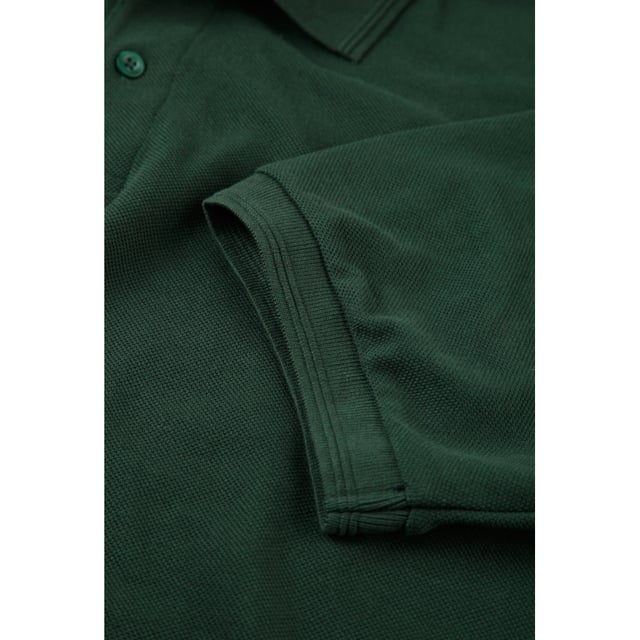Superior durability. Self coloured buttons. Taped neck line for added comfort. Ideal for workwear use. Side vents for ease of fit. Flat knit collar and cuffs with double ripple effect. Reinforced shoulder seams. Twin needle hem at bottom for added stability. Spare button in side seam. Suitable for 60ºC wash and tumble dry. Weight: 210-215g/m². Fabric: 65% Polyester, 35% ringspun Cotton. XS (34-36: To Fit (ins)). S (36-38: To Fit (ins)). M (38-40: To Fit (ins)). L (40-42: To Fit (ins)). XL (42-44: To Fit (ins)). 2XL (44-46: To Fit (ins)). 3XL (46-48: To Fit (ins)). 4XL (48-50: To Fit (ins)). 5XL (50-52: To Fit (ins)). 6XL (52-54: To Fit (ins)).