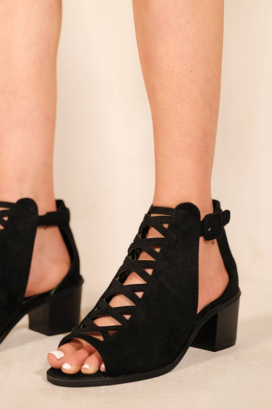 Peep toe sandals block store heel