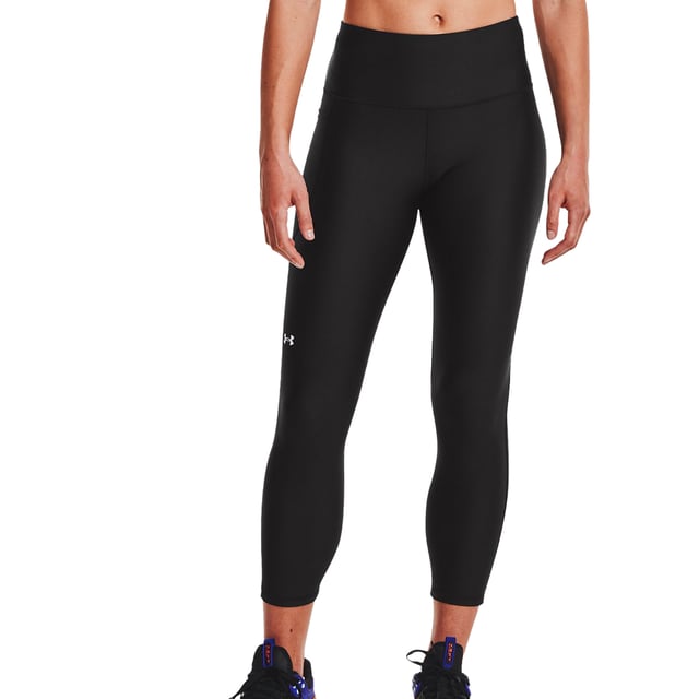 Farbe: Schwarz Schwarz Taille: Details: Seitliche Beuteltasche Verschluss: Kein Verschluss Länge: 7/8 Passform: Slim Verwendung: Fitnessstudio Laufen Spezifikationen: 7/8-Leggings aus ultraleichtem HeatGear®-Gewebe mit 4-Wege-Stretchstruktur, ergonomischen Flachnähten und seitlicher Beuteltasche Verwendung: Fitnessstudio, Laufen Passform: Slim Das Model trägt Größe: XS Körpergröße des Models: 170 cm