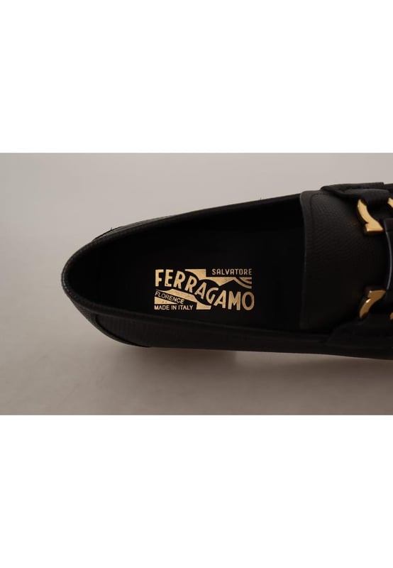 Gorgeous brand new with box tags and dust bag
  100% Authentic Salvatore Ferragamo mens shoes
  Model: Grandioso2
  Style number: 0753158 022
  Color: Black
  Material: 100% Calf Leather
  Logo details
  Made in Italy
Material: Calf Leather