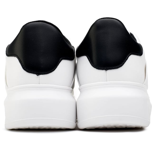 Ready For The Season Of All, Add Some Designer Touch To Your Sporty Smart Outfit With The Crisp And Bright White Jonas Trainer From Dkny. Tonal Dkny Signature Branding And Black Ankle Cushion Adds Subtle Sophistication To This Fine Nylon Trainer, Set On A 5cm Elevated Platform Sole. The Removable, Arch-supporting Cushioned Insole And The Socklike Fit Ensure Superb Comfort For All Day Wear.