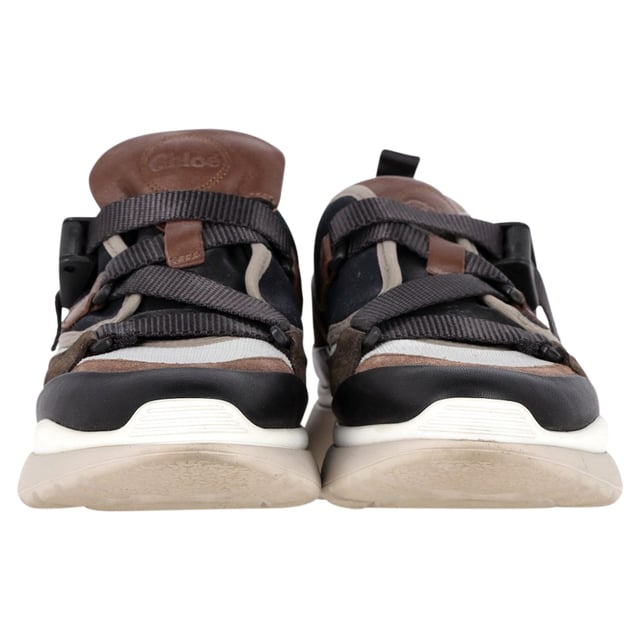 VINTAGE, RRP AS NEW
Step into a world of vibrant style with the Chloé Sonnie Low-Top Sneakers in Multicolor Leather. Featuring a striking blend of colors and textures, these sneakers make a bold statement while maintaining an elegant silhouette. Crafted from premium leather, they offer both comfort and sophistication, perfect for adding a touch of playful luxury to any outfit.

Chloé Sonnie Low-Top Sneakers in Multicolor Leather

Condition: Very good
Signs of wear: No Mark at insole.,  Very light mark at soles.
Packaging: None
Color: Brown 
Material: Leather 
Size: EU37/US7/UK4
Measurements: Heel height: 40; Insole length: 280
SKU: TONPUGBSH375883W