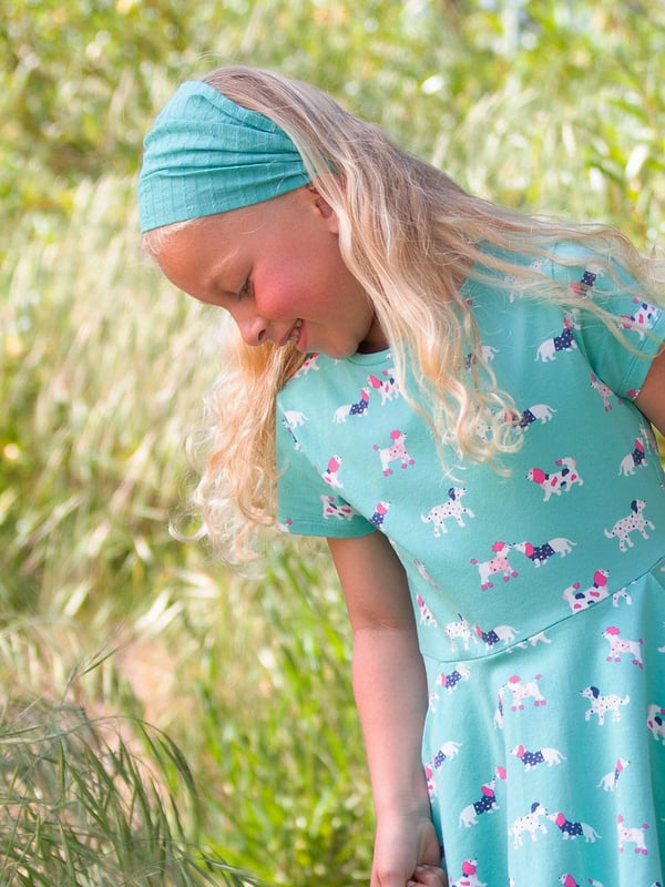 100% organic cotton | Proud to be certified to the Global Organic Textile Standard (GOTS) | Duck egg blue | Woven jacquard stripe | Bandana style | Made in India | Machine washable at 40 degrees, or at 30 degrees to be kinder to the planet