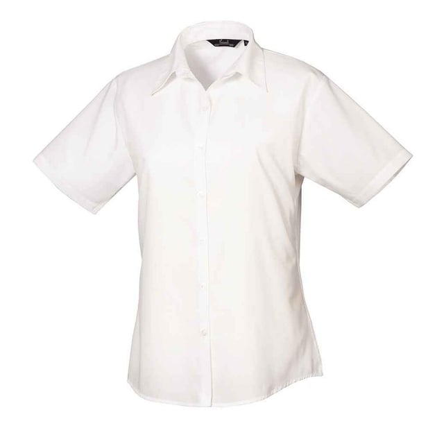 65% Polyester, 35% Cotton Poplin. Fabric: Poplin. Design: Plain. Fastening: Button. Neckline: Collared. Hem: Curved. Sleeve-Type: Short-Sleeved. Back Darts, Bust Darts, Double Folded Seams, Easy-Care, Pearlised Buttons. Fit: Fitted. Sustainability: Amfori, BSCI, REACH, Sedex, WRAP Certified.