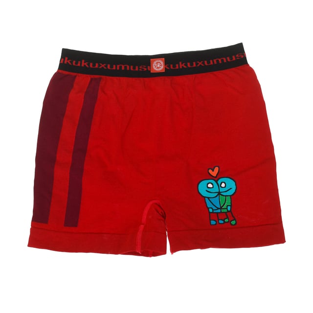 Boxer Kukuxumusu.
 Illustrations of the brand as decoration on the boxer briefs.
 It is a thin, elastic, soft, comfortable and fun boxer! An option to dress inside with a touch of good humor and infect yourself with it all day. The fabric adapts very well to the body so that when you wear it you don't even notice it. The rubber bands and thread with which it is made are ultra soft.
 Elastic waistband with the brand name printed consecutively.
 Matching seams.
 Composition: 85% Cotton, 9% Polyamide, 6% Elastane
 Care:
Care:
 - Machine wash maximum 30ºC.
 - Do not use bleach.
 - Iron at low temperature.
 - Do not use dryer.
 - Do not dry clean.