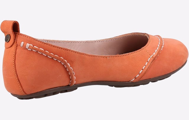 Hush puppies clearance janessa size 7