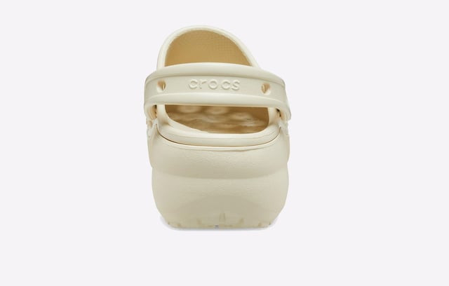 The Classic clog reimagined with an extra dose of height, attitude, and style.
- Pivoting back strap for a secure fit- Same Classic Clog upper- Customizable with Jibbitz charms on the upper and backstrap- Iconic Crocs Comfort: Lightweight.- Flexible. 360-degree comfort