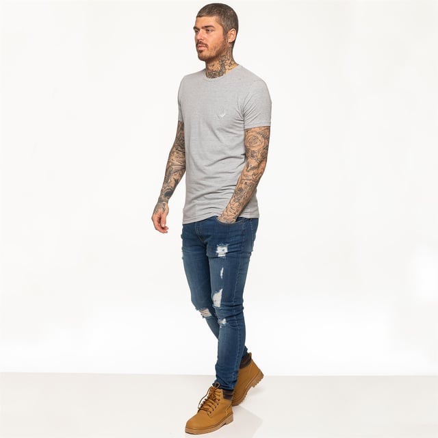 Enzo Camiseta gris de diseño atlético muscular delgado para hombres, tela extra elástica proporciona comodidad y se ajusta perfectamente al cuerpo, logotipo bordado de Enzo en la parte delantera, cuello redondo y mangas cortas, 95% algodón, 5% elastano, lavable a máquina y es ideal para ropa de gimnasio y casual.