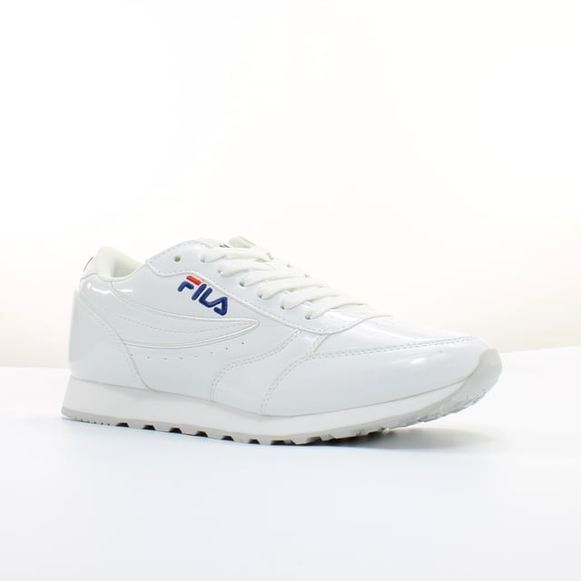 Fila patent trainers sales