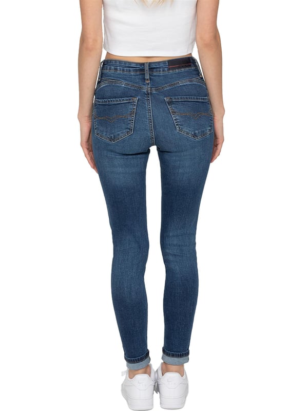 Enzo Womens Shaping Jeans These Shaping Jeans Gives you a Flattering Look and Gives You an Extra Lift The Waist is Gap-Proof and Flattens your Tummy The Fabric is Soft and Stretchy Featuring 2 Front Pockets, 2 Back Pockets and 1 Coin Pocket, Zip Fly Fastening, 