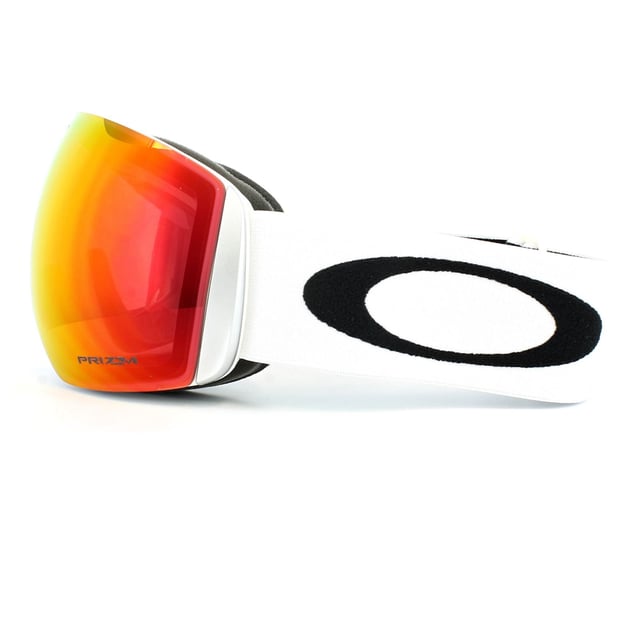 Oakley Ski Goggles Flight Deck OO7050-35 Matt White Prizm Torch Iridium are the latest innovation in ski goggles from Oakley with a large rimless lens design which gives an unbelievably good view in all directions. They feature a ridgelock lens sub-frame attachment to allow lenses to be changed quickly and easily and small frame notches under the strap anchors allow space for normal glasses. Support is given for better airflow and the sleek frame and outrigger design is comfortable and helmet compatible.