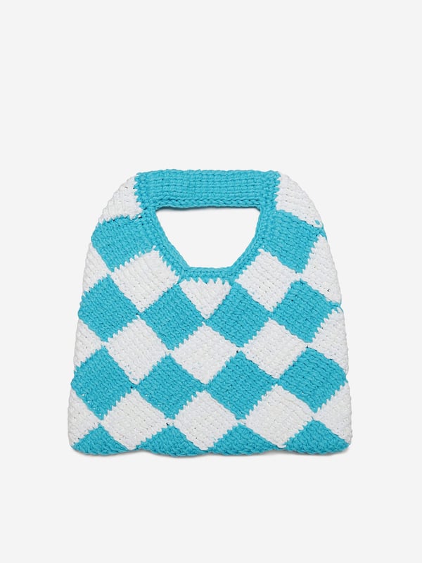 Marni's exploration of colour and aesthetic possibilities are amplified in this girls handbag. Crafted in a Diamond Crochet design with a  single handle and applied Marni Institutional logo. With a two-colour diamond pattern, it is an innovative piece both stylish and divine.  ‚ 15 x 25 x 25cm‚ Handle Light: 7cm‚ 100% Acrylic