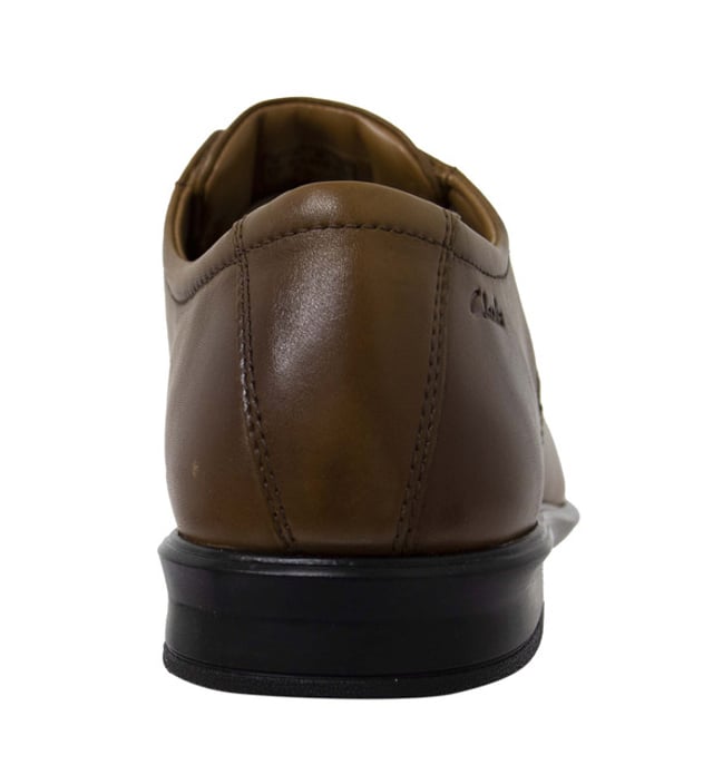 Clarks cushion hot sale plus mens