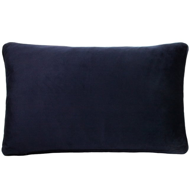 A vibrant and eye-catching accessory for your bedroom or lounge, the stunning Cheetah Cushion features a soft polyester velvet cover with a rich botanical background and plain reverse. Emblazoned on the front is a beautifully realistic cheetah, which will bring a new lease of life to any sofa, chair or bed.