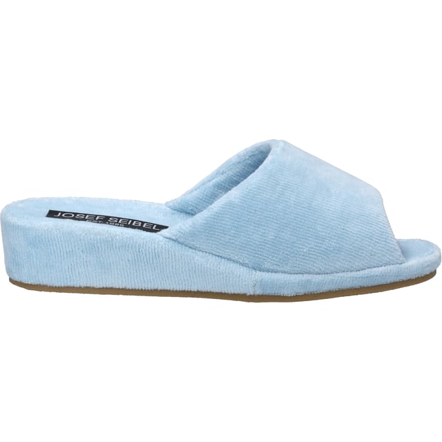 Mit dem Marseille 01 in iceblue präsentiert JOSEF SEIBEL einen Hausschuh, der Gemütlichkeit und Qualität neu definiert. Dieser Damenschuh, gefertigt in der innovativen AGO-Machart, verbindet das Obermaterial aus weichem Frottee mit einer strapazierfähigen Gummisohle, die für außergewöhnliche Rutschfestigkeit und Abriebfestigkeit steht. Die Relax-Kollektion, vormals bekannt als Westland, garantiert nicht nur eine perfekte Passform, sondern auch eine Fertigung, die weit entfernt von Fast Fashion ist. Der Marseille 01 ist ideal für den Indoor-Bereich, bietet durch sein Frottee-Innenleben ein angenehmes Tragegefühl und eignet sich perfekt für den entspannten Alltag zu Hause. Die Besonderheit dieser Schuhe liegt in ihrer Langlebigkeit und ihrem Tragekomfort, was sie zu einem unverzichtbaren Basic für den Sommer macht.