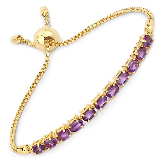 Do you love contemporary silver jewelry? Then discover the jewelry label Rafaela Donata and enjoy special chic on your skin. Whether as a filigree bracelet or noble earrings, as an opulent collier or a fashionable ring-the variety of silver creations are no limits, and that with an unbeatable price-performance ratio. You will be enchanted!