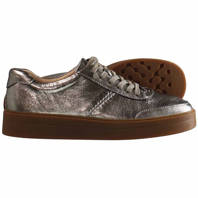 Clarks ladies trainers 2025
