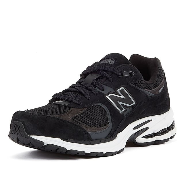 These premium sneakers,are crafted from a blend of luxurious suede and breathable mesh. The ABZORB SBS heel cushioning ensures superior shock absorption, while the stability Web outsole technology provides added arch support for an unparalleled walking or running experience.